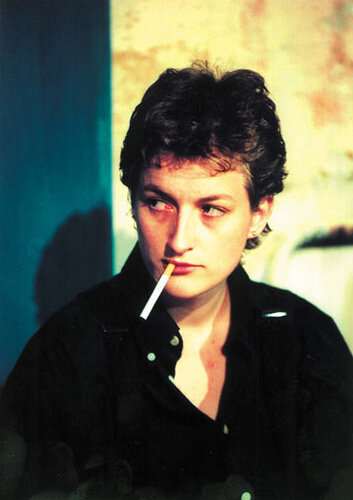 sarah kane qui fume une clope